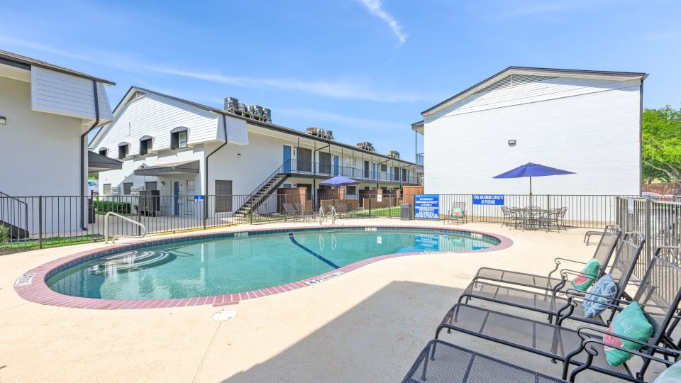 the pool at The Canyon Creek Apartments